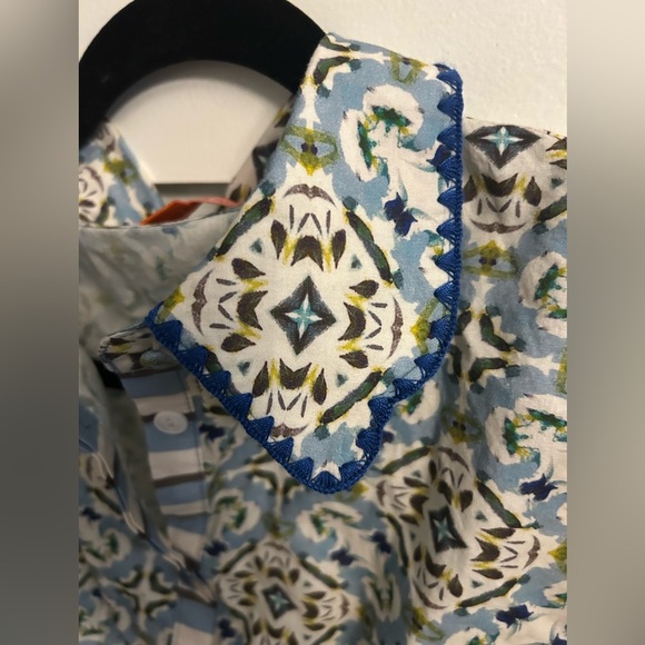 Brooks Ave Scalloped Long Sleeve Blouse - English Tile - Picture 6 of 11